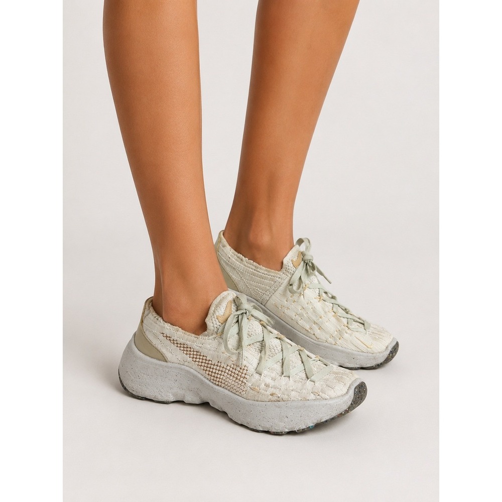 Nike Space Hippie Light Bone Sail Flyknit Sneakers 04 Womens 9